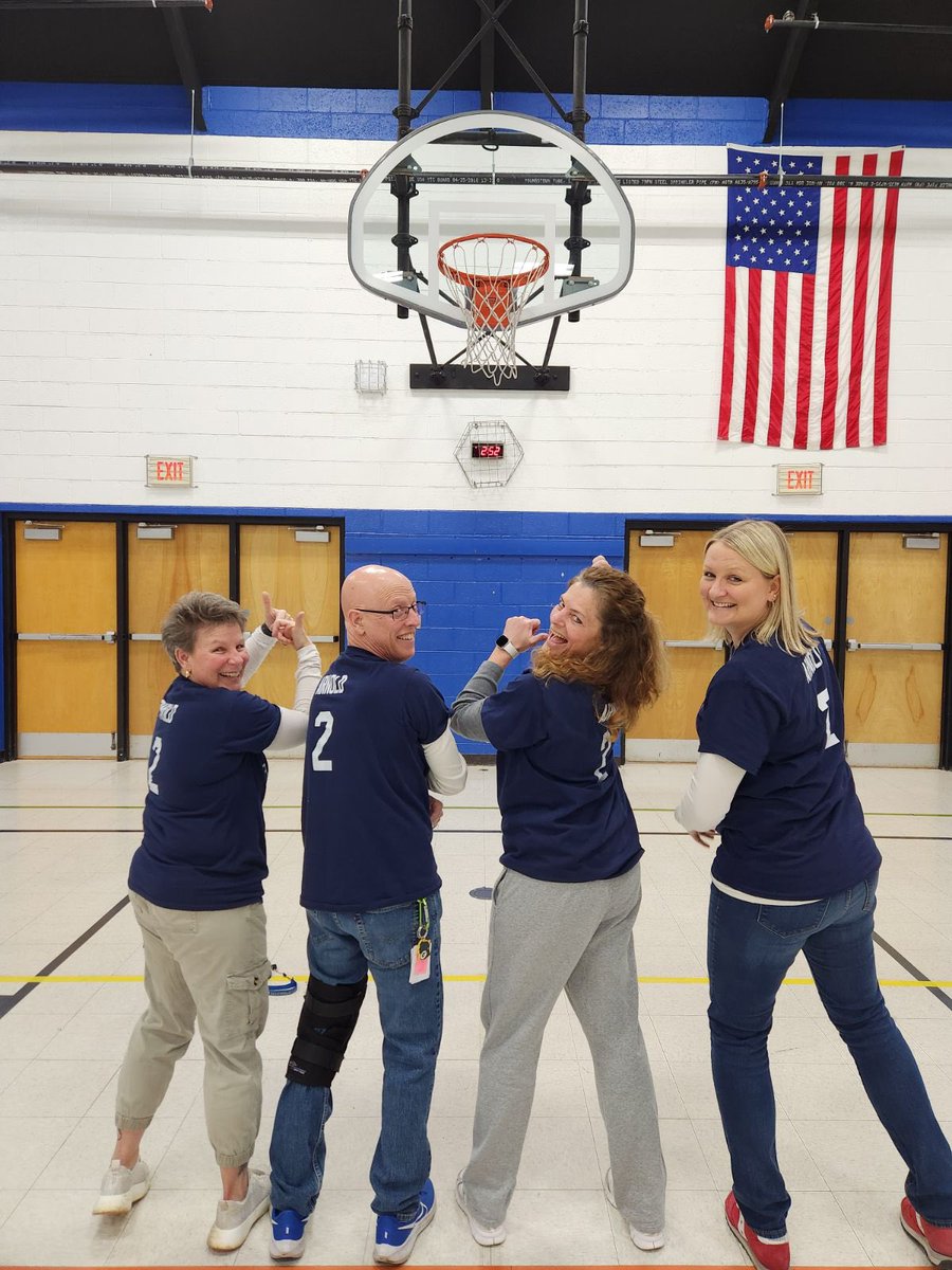 LisaStigler's tweet photo. @KamoreaArnold  - heard the Huskies are running a little shy on players for the tourney - we’re ready to sub in! 😂Have a great tourney! Go UConn! https://t.co/tRrXGBJqsj