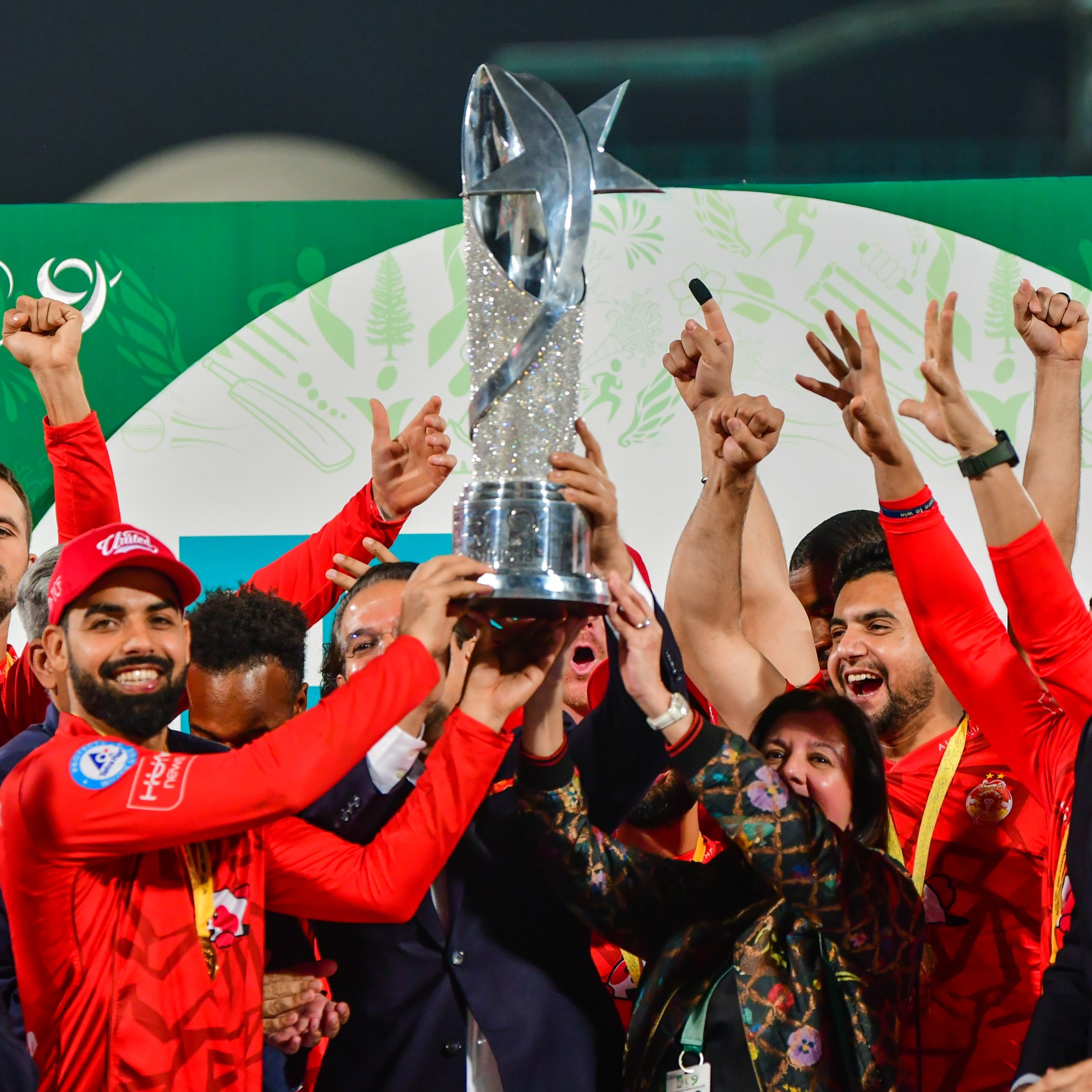 Grassroots Cricket on X: "Shadab Khan and Islamabad United with the PSL trophy! 🏆 📸: PCB | #HBLPSLFinal | #MSvIU https://t.co/NyxtBe12ki" / X