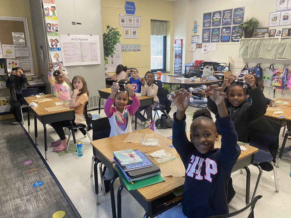 OhmerClass's tweet photo. Second graders @BookmanRoad got their hands-on math today! Look at those excited mathematicians building different polygons and cubes! @the_west_wire @ewaters12 https://t.co/bGFhVqqoOy