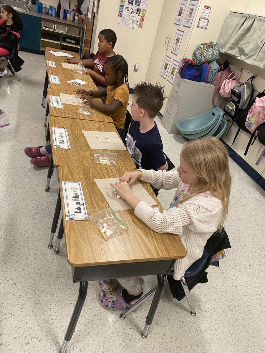 OhmerClass's tweet photo. Second graders @BookmanRoad got their hands-on math today! Look at those excited mathematicians building different polygons and cubes! @the_west_wire @ewaters12 https://t.co/bGFhVqqoOy