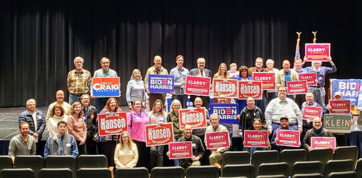 Thank you to all the delegates who made this year’s Senate District Convention a success! Onward to the @DFLCD2 Convention!!! Thanks to @AngieCraigMN and @MNSteveSimon for joining us. Congrats to @reprickhansen and @ClardyForHouse on their endorsements!