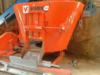 Almost new feeding equipment on offer at the Glenholme Jerseys Inc farm auction.  kevinbarkerauctions.com/index.php/futu…