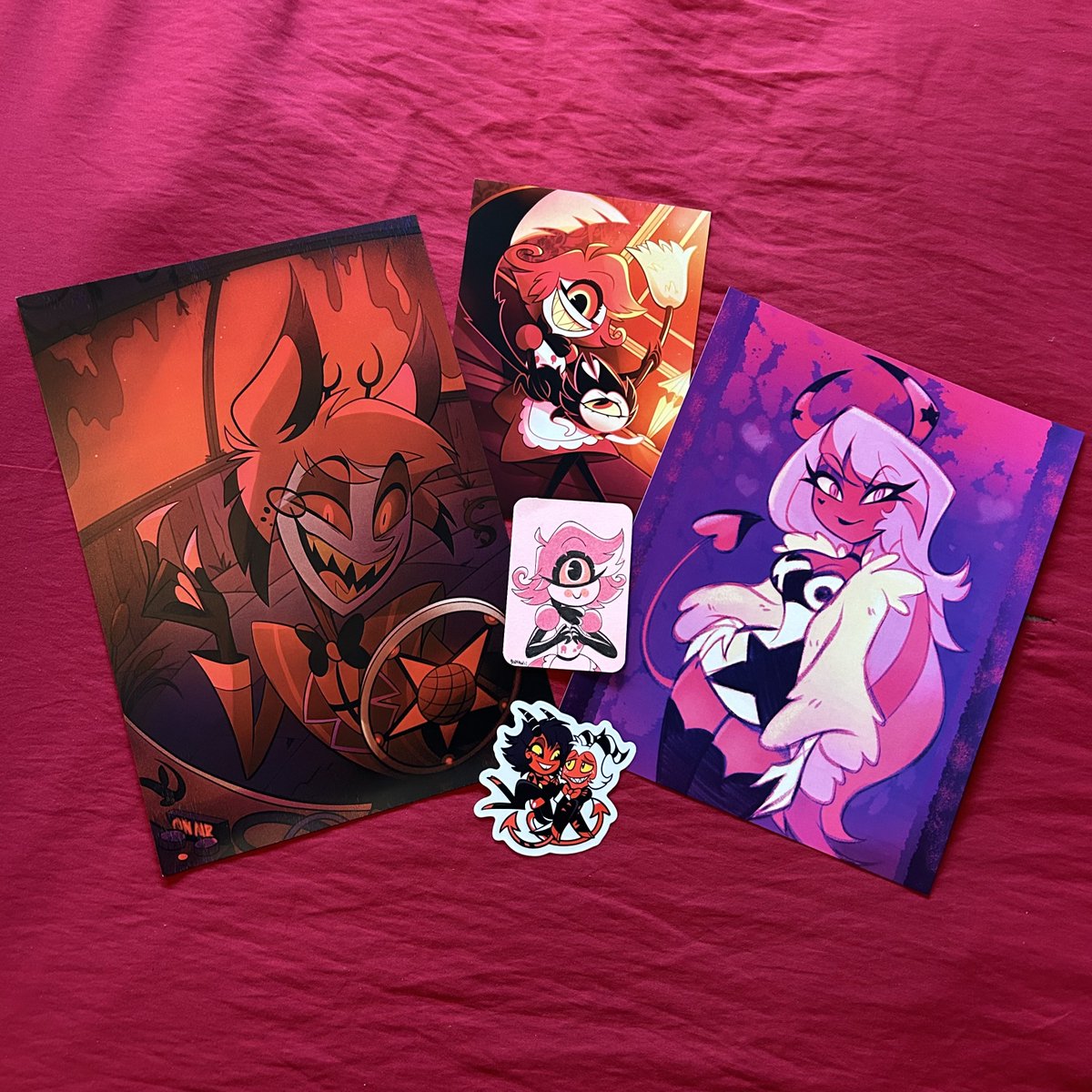 I got obsessed with Hazbin Hotel and Helluva Boss early in the year and felt a big urge to get merch of my faves as a birthday gift to myself. Picked these awesome prints and sticker off of @sinnawii’s shop. I really loved the adorable Niffty drawing included in the package.😊🎉