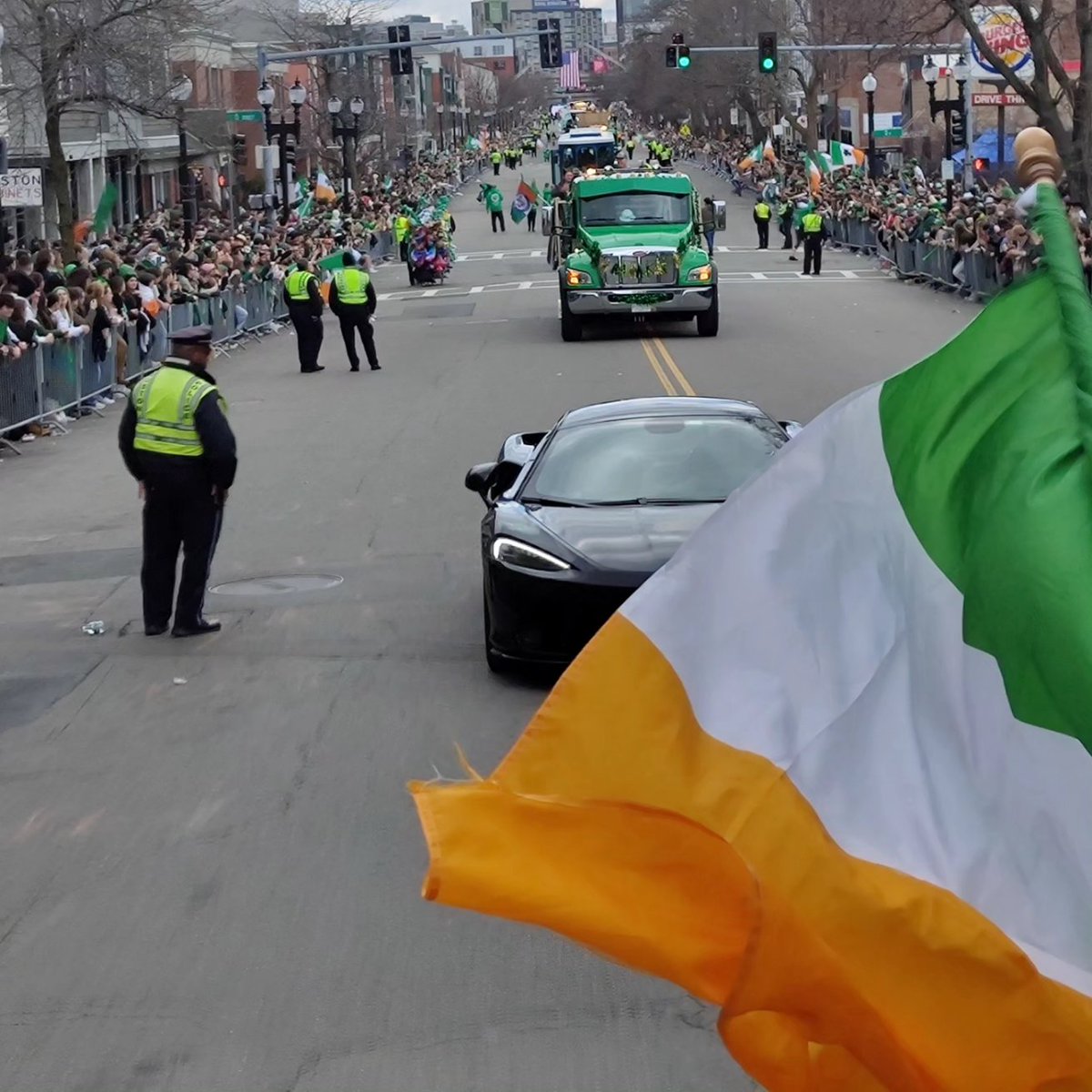 Sure we shouldn't be let off the island. Great craic being part of the Boston St Patrick's Day Parade. 

From South Armagh to South Boston. @SirStevoTimothy 

#SaintPatricksDay #bostonparade #southboston