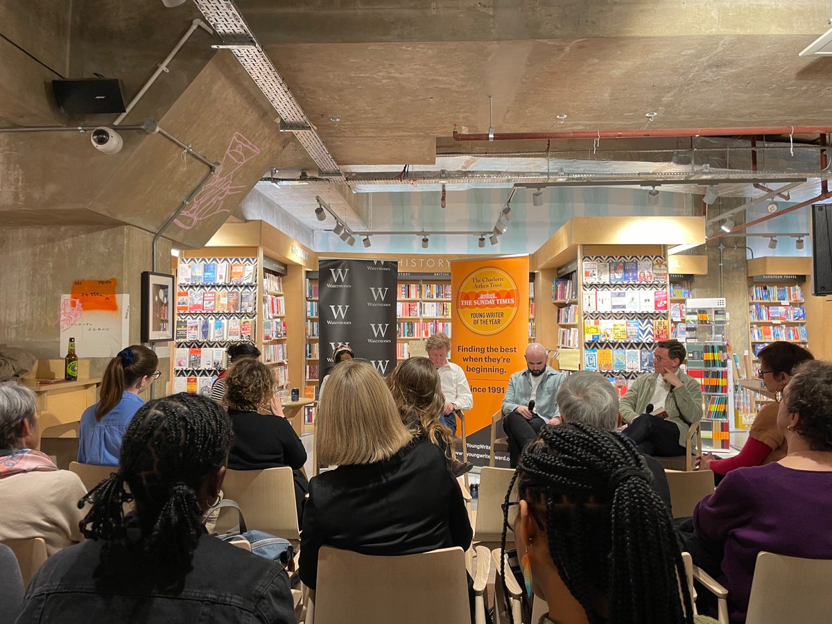 A treat to hear readings by finalists for the #YoungWriterAward at an event chaired by @SebastianFaulks  this evening!