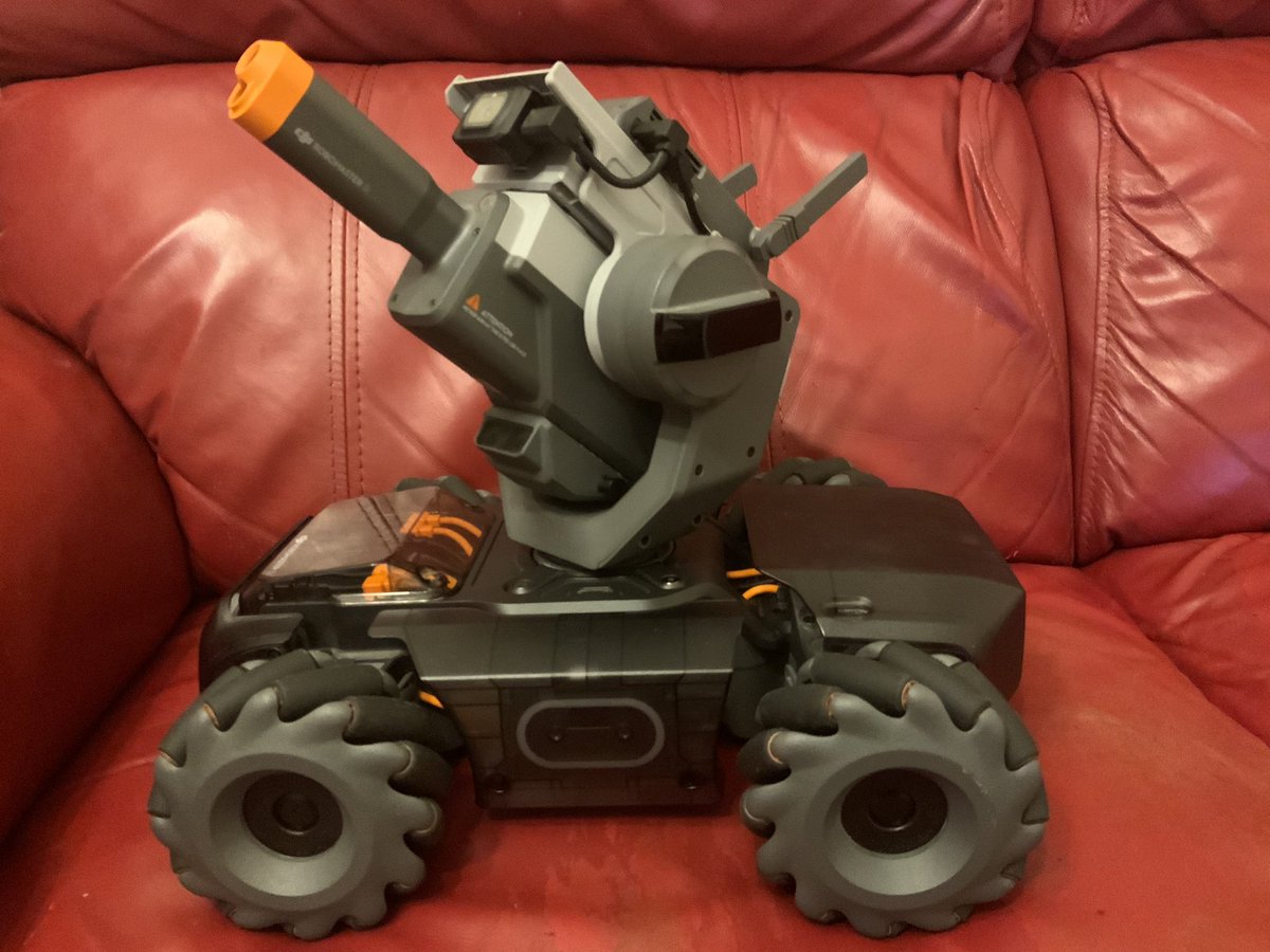 EDTechSySTEMsKL's tweet image. Exciting news: @DJIGlobal RoboMaster S1 number three is ready for battle! #STEM #Computing 

Book an amazing STEM &amp;amp; Robotics session for your school at edtechsystems.co.uk