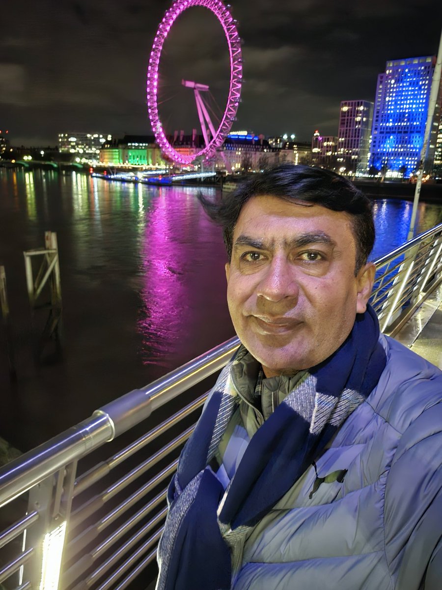 mrakhial1's tweet photo. London Eye 👁 🥰❤️ https://t.co/FLjUYI1BDn