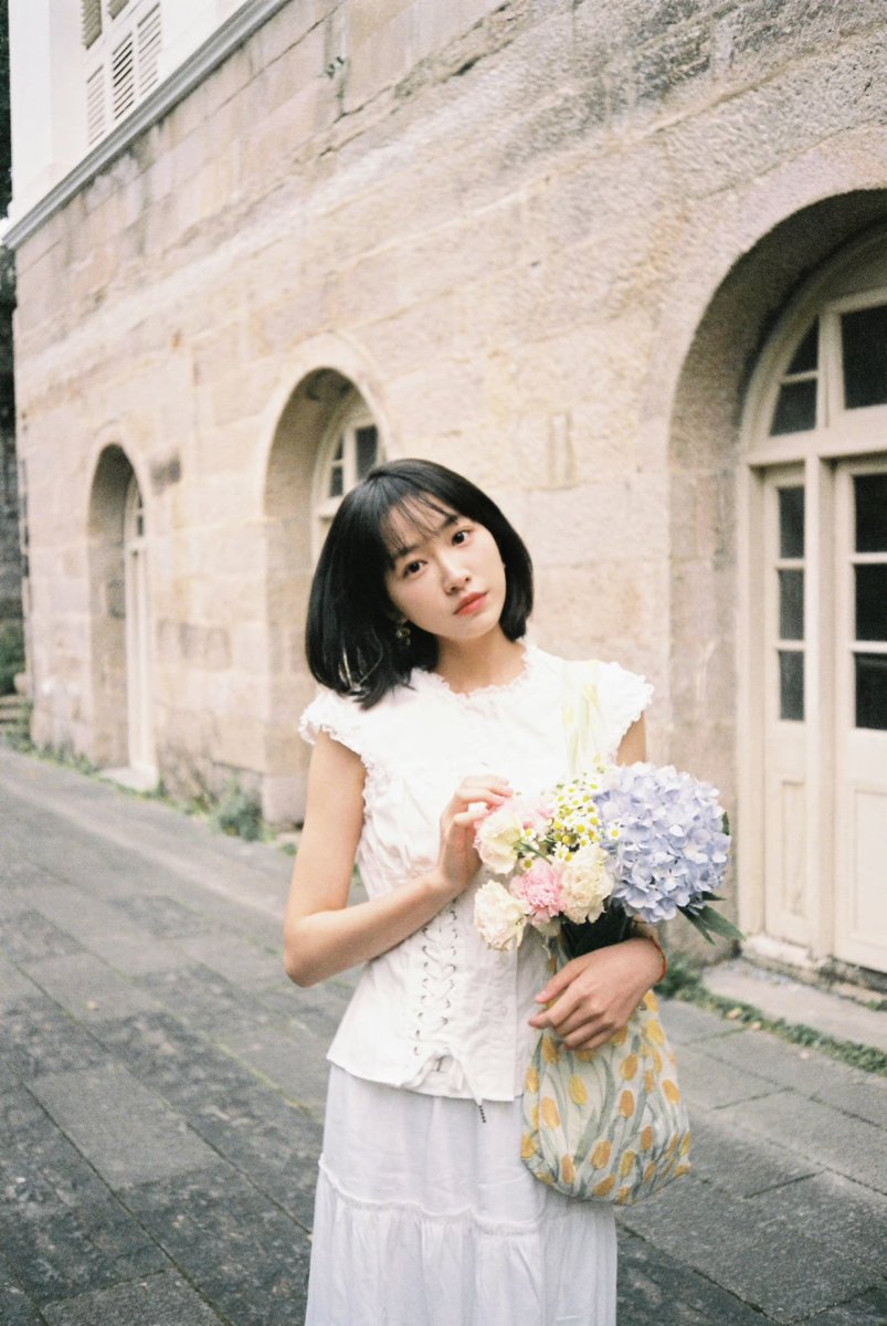 CdramaL's tweet photo. 「📸 | #YangXizi de #MomentsOfYouth, compartilhou novas fotos em comemoração ao seu aniversário de 24 anos ❤️ https://t.co/IGk9q2N2yc