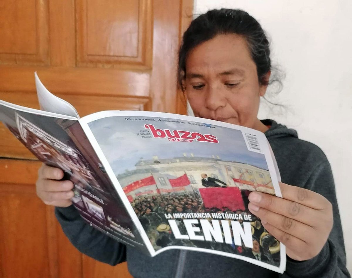 MCasiqueOlivos's tweet photo. ¡Muchas Felicidades! I #24AñosDeBuzos practicando un #Periodismo que investiga con objetividad los hechos de la realidad política, económica y social de #México y del mundo y porque, asimismo, da voz a las denuncias de los más desprotegidos de la #Patria, quienes son los más necesitados de atención y tribuna; este es el éxito de la mejor revista de México @BuzosNoticias