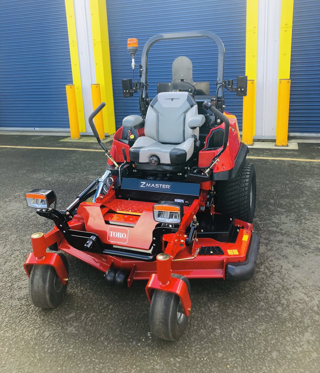 Danny Lake tweet media