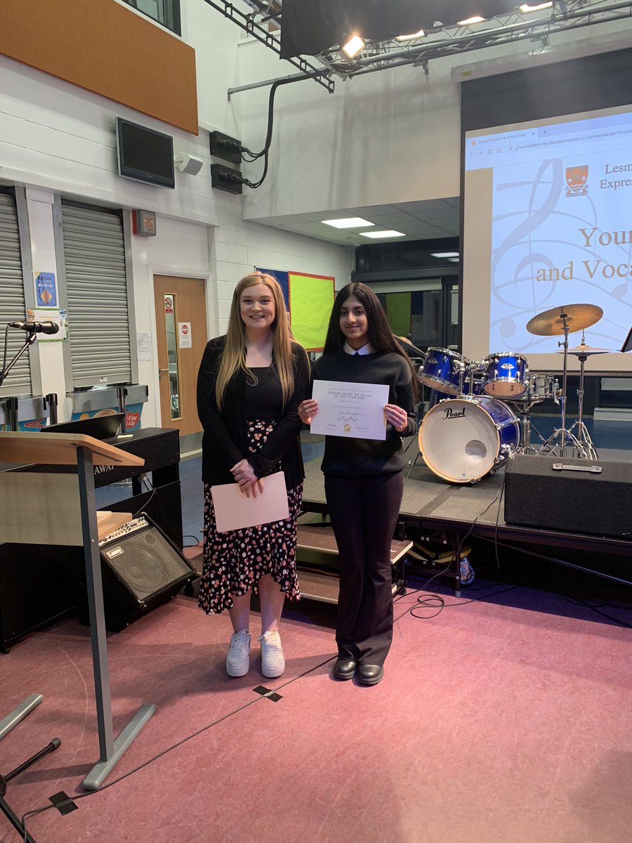 LHSExpressArts's tweet image. ⭐️ Junior Young Musician Results! ⭐️ 

First place: Jennifer Pate 
Second place: Adam Naismith 
Third place: Saira Mohammed