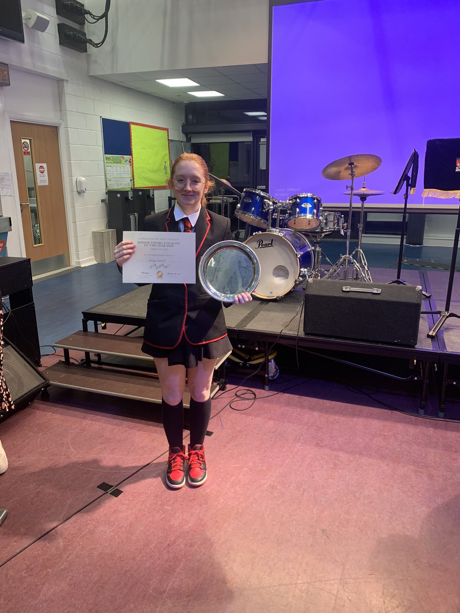 LHSExpressArts's tweet image. ⭐️ Senior Young Vocalist Results! ⭐️

First place: Katelyn Cardwell 
Second place: Caitlin Cairney 
Third place: Perla Wood