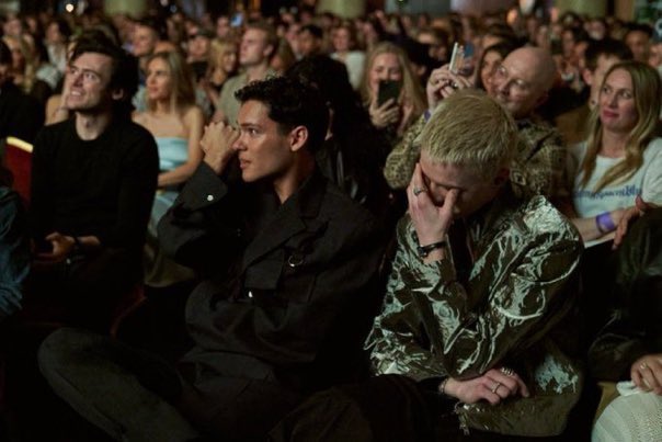 omarsdaisies's tweet image. delete