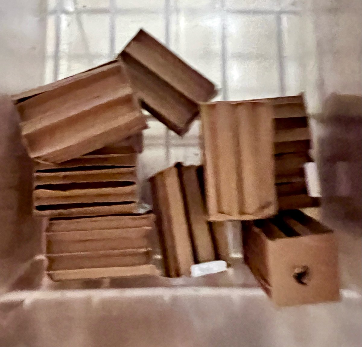 RhondasAviary's tweet image. If you haven’t been in The toy making area lately, we have some fun new items. Part 7
#birdtoys #parrottoys #parrotlover #parrotsofinstagram #petstore #rhondasaviary