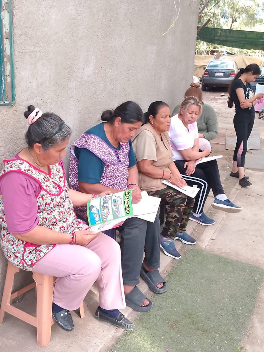 OsvaldoAvilaT's tweet photo. #24añosDeBuzos Reportajes, opiniones, deportes y poesía en la revista Buzos.
Todo esto en un medio de circulación nacional. https://t.co/SE87PWI4DZ
