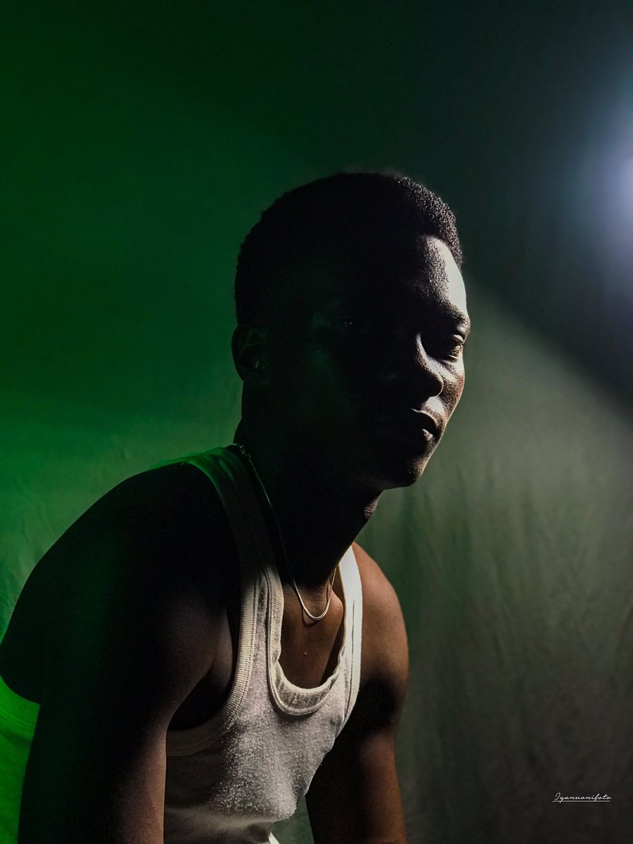 Iyanuonifoto's tweet photo. I’ve always wanted to give lighting a try in photography! So I decided to experiment with just an RGB ring light and an LED light plus my phone. This is just my first attempt and I hope to do better next time. https://t.co/s0RdULCa3E