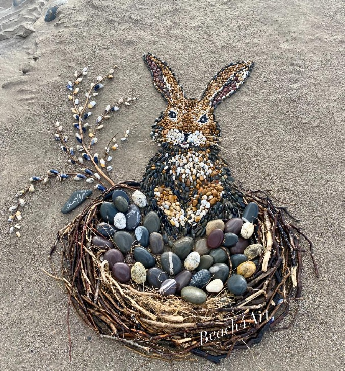 More Amazing work from Beach4Art, Easter Bunny 📷
Made at Sandymere Beach today