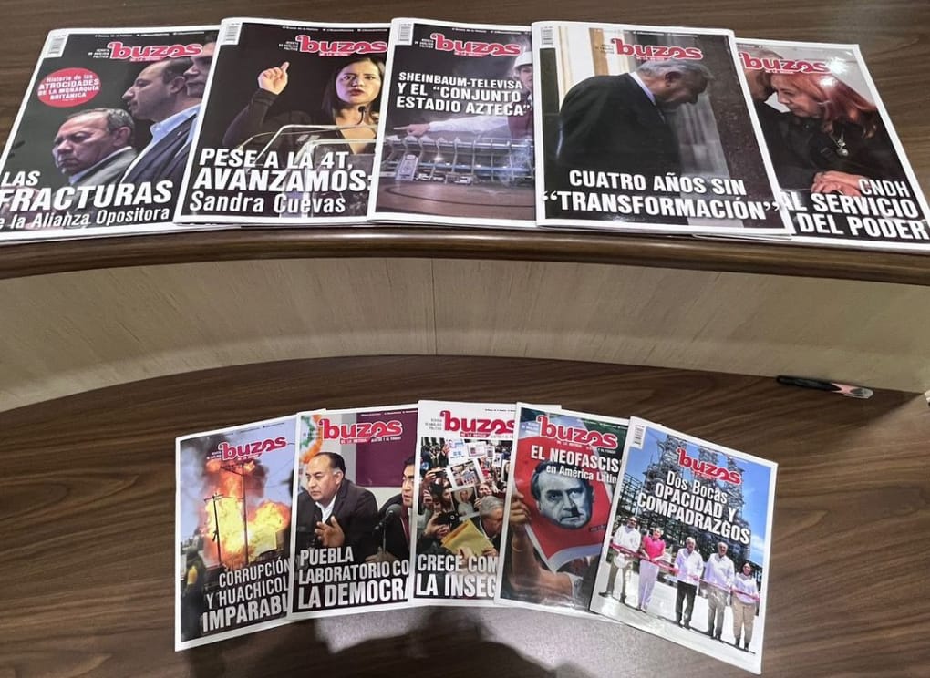 CitlaPineapple's tweet photo. Tener un medio de comunicación en estos tiempos y más una revista semanal impresa, es un trabajo titánico y @BuzosNoticias lo ha hecho por #24añosDeBuzos 
¡Felicidades! Y a seguir en defensa de un periodismo crítico, que analice la realidad mexicana e internacional. https://t.co/SNeHqRAakv