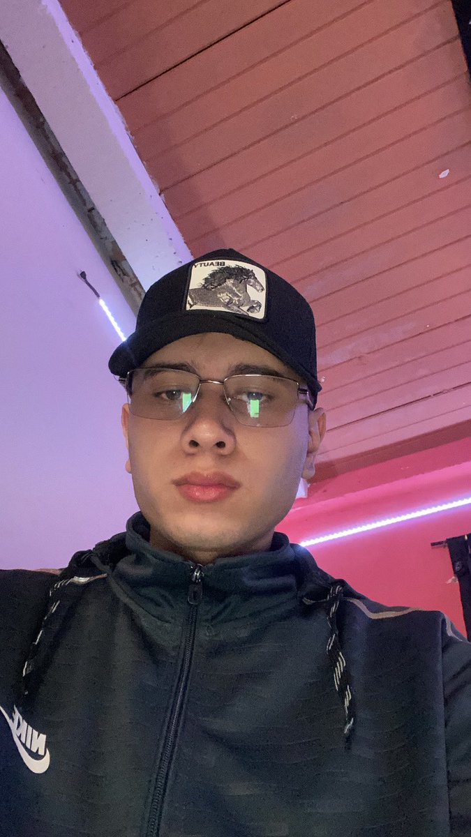 Darwin Cardona tweet media