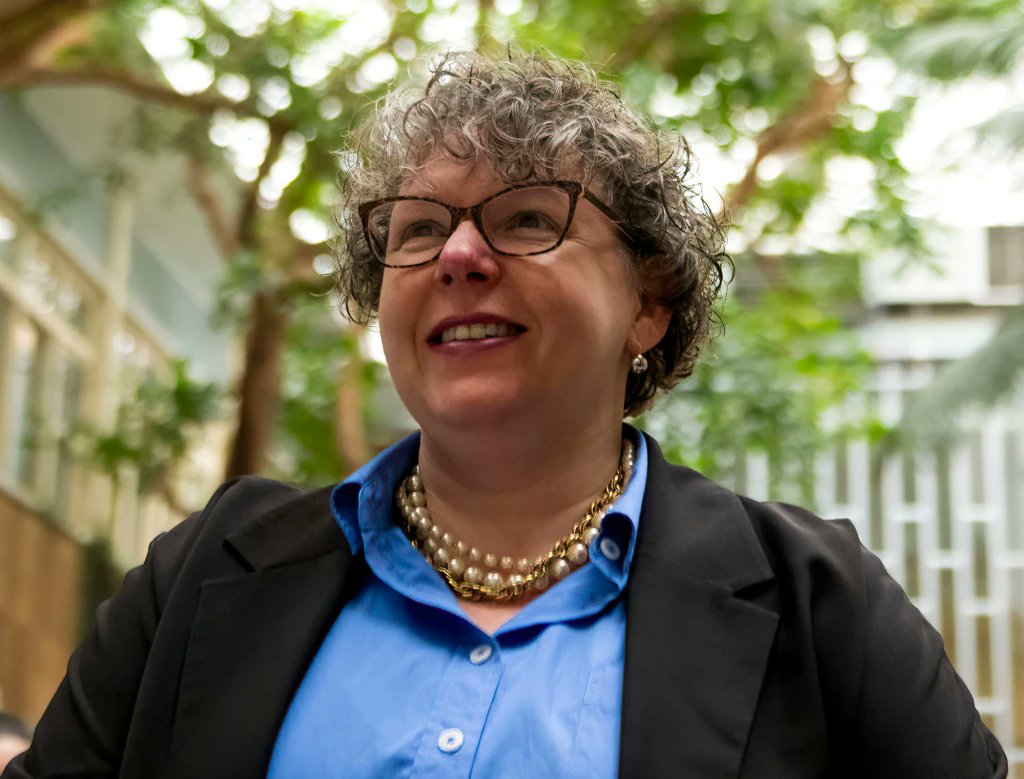 AlbertaAAL's tweet photo. AAAL is thrilled to announce the keynote speaker for the upcoming AGM is Sarah Elaine Eaton🤩Dr. Eaton, who works in the Faculty of Education at the University of Calgary, is a leading voice on the study of academic integrity. https://t.co/jznE7gcUDJ