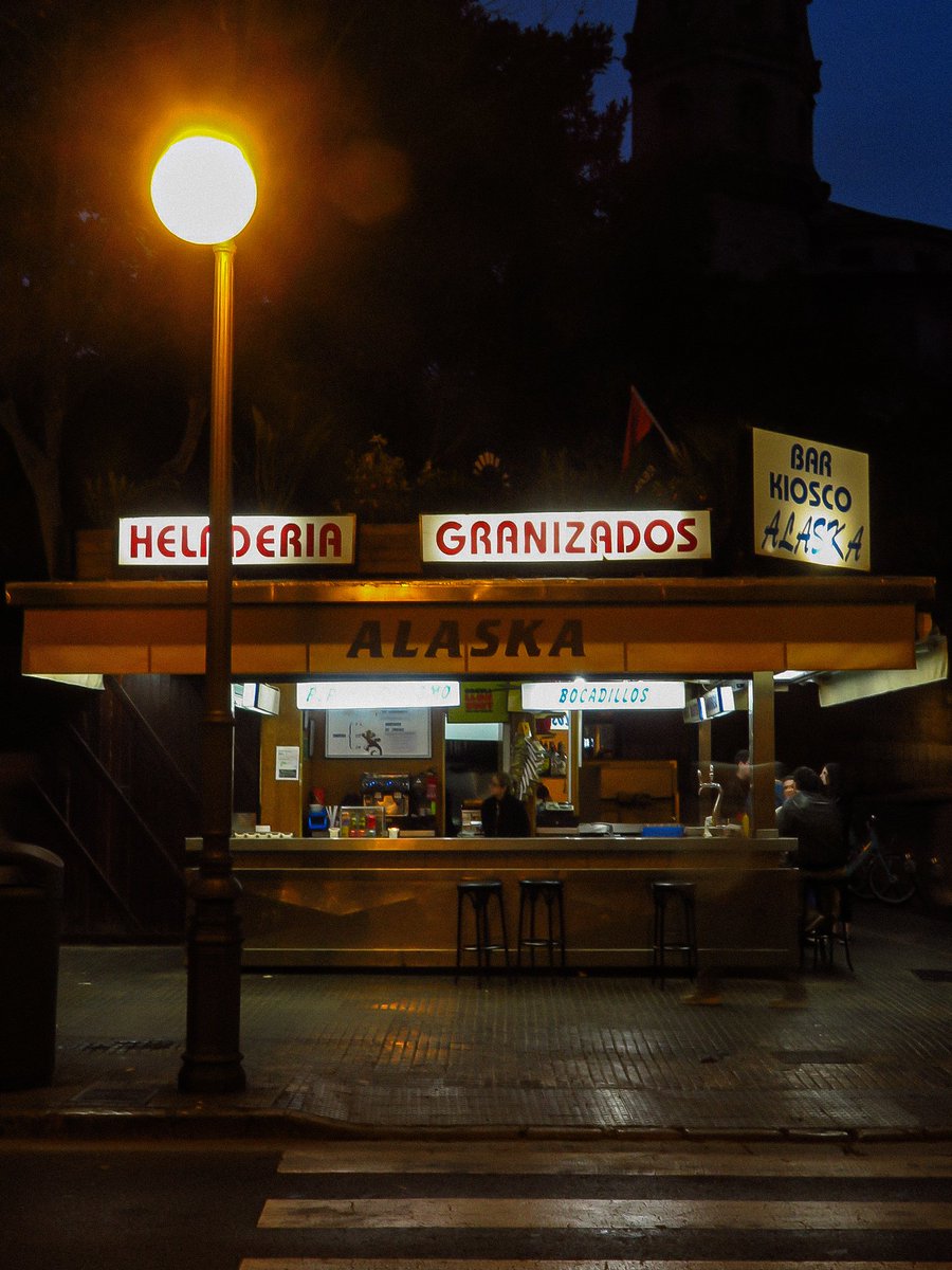 AguMalpassi's tweet photo. BarAlaska.
Domingo en Palma https://t.co/9yy6rH4ujR