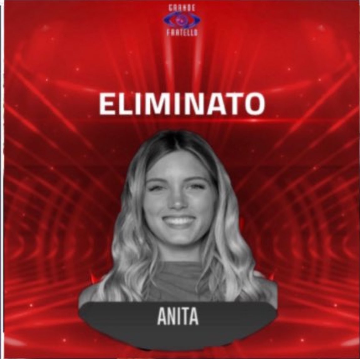 GodsHouse_24_11's tweet photo. La mia reazione all'eliminazione di Anita #FUORIANITA Ciao iena ridens A MAI PIÙ RIVEDERCI #GrandeFratello https://t.co/eyDXvWeI5o