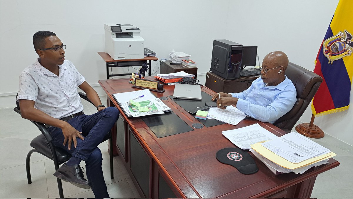 En mi calidad de Responsable de la Casa Municipal de la Juventud, mantuvimos reunión de articulación con el Dr. Girard Vernaza, Rector de la Universidad Técnica Luis Vargas Torres. Se vienen cosas grandes en favor de los jóvenes esmeraldeños. 🥁🎉🤍💚