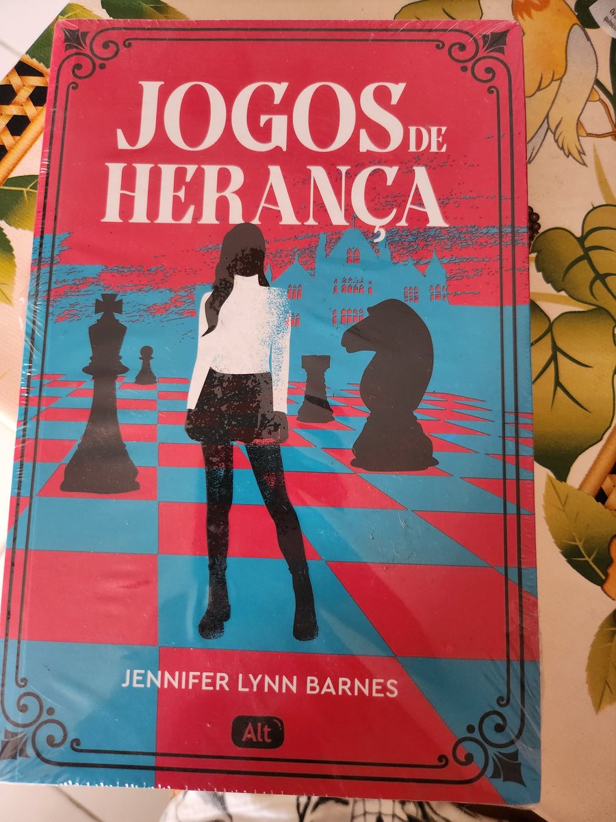 TheCrow_13_'s tweet photo. Olá, pessu. Estou vendendo o livro "Jogos de Herança", de Jennifer Lynn Barnes, por R$25 mais frete. Ainda está no plástico, nunca foi aberto, eu peguei e nunca li kkkkk 
Motivo da venda: preciso pagar as contas do mês. https://t.co/tsaT4cQleh