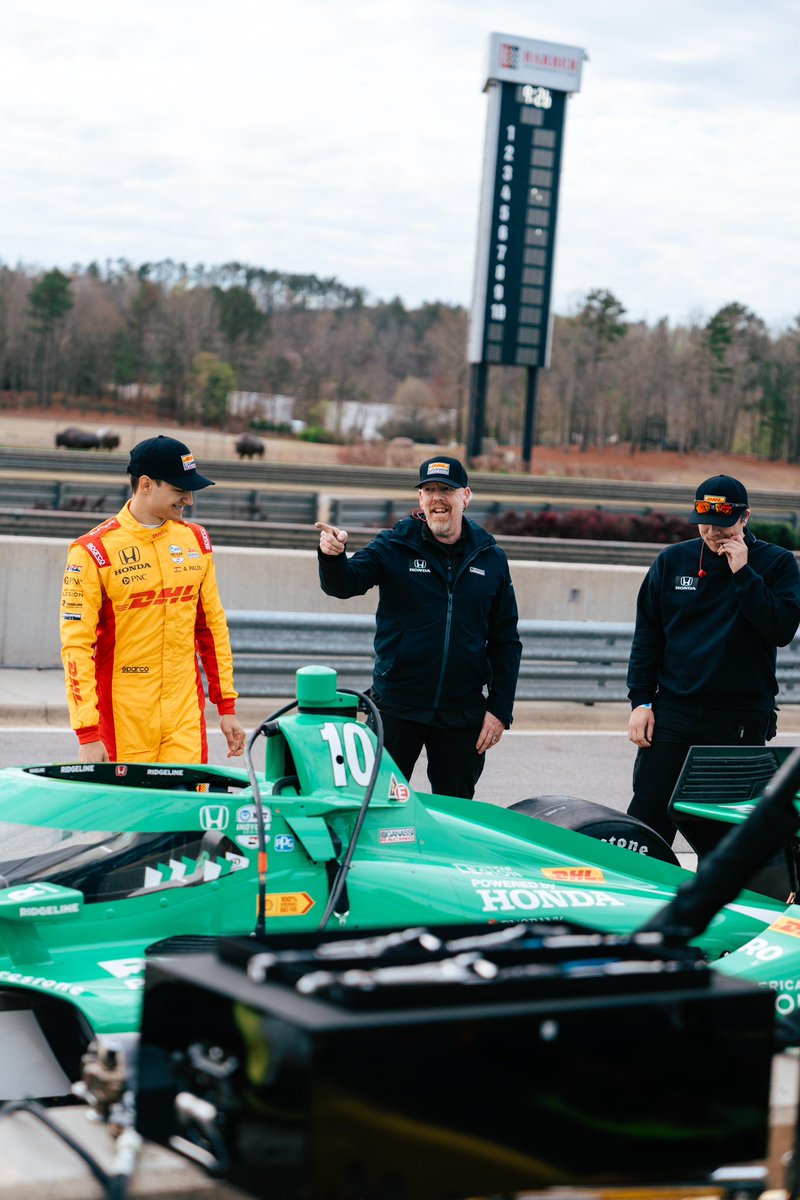 Testing at Barber completed! Always fun to be around these people, we feel ready for this weekend’s $1M challenge at Thermal. 😁 Test en Barber completado! Cono siempre, increíble estar rodeado de mi gente, estamos listos para la carrera de este fin de semana en Thermal. 🙌…