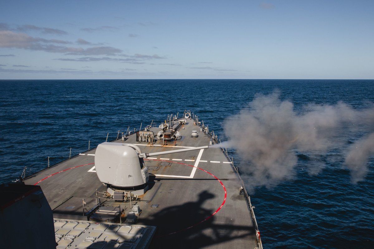 USNavy's tweet photo. #USNavy Photos of the Day:
1️⃣ #USSJohnSMcCain live-fire @US3rdFleet
2️⃣ Antenna repairs aboard @TheRealCVN71 @US7thFleet
3️⃣ The Future #USSIdaho #SSN799 christening in Groton
4️⃣ Sailors from #USSTruxtun walk in the South Boston St. Patrick's Day parade
👉 https://t.co/aZddB6hxYf https://t.co/LWDKbxnO56