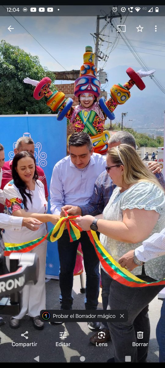 shirleyortizos2's tweet image. #itagüí el día de hoy participamos en la inauguración de una nueva vía en la vereda los Gomez, en compañía de nuestro Alcalde,Funcionarios,Corporados y ciudadanía.
  ✅ 184 MTS de nuevas vías.      
  ✅ 50 MTS Lineales de muros de contención.
   ✅ 530 MTS Andenes.