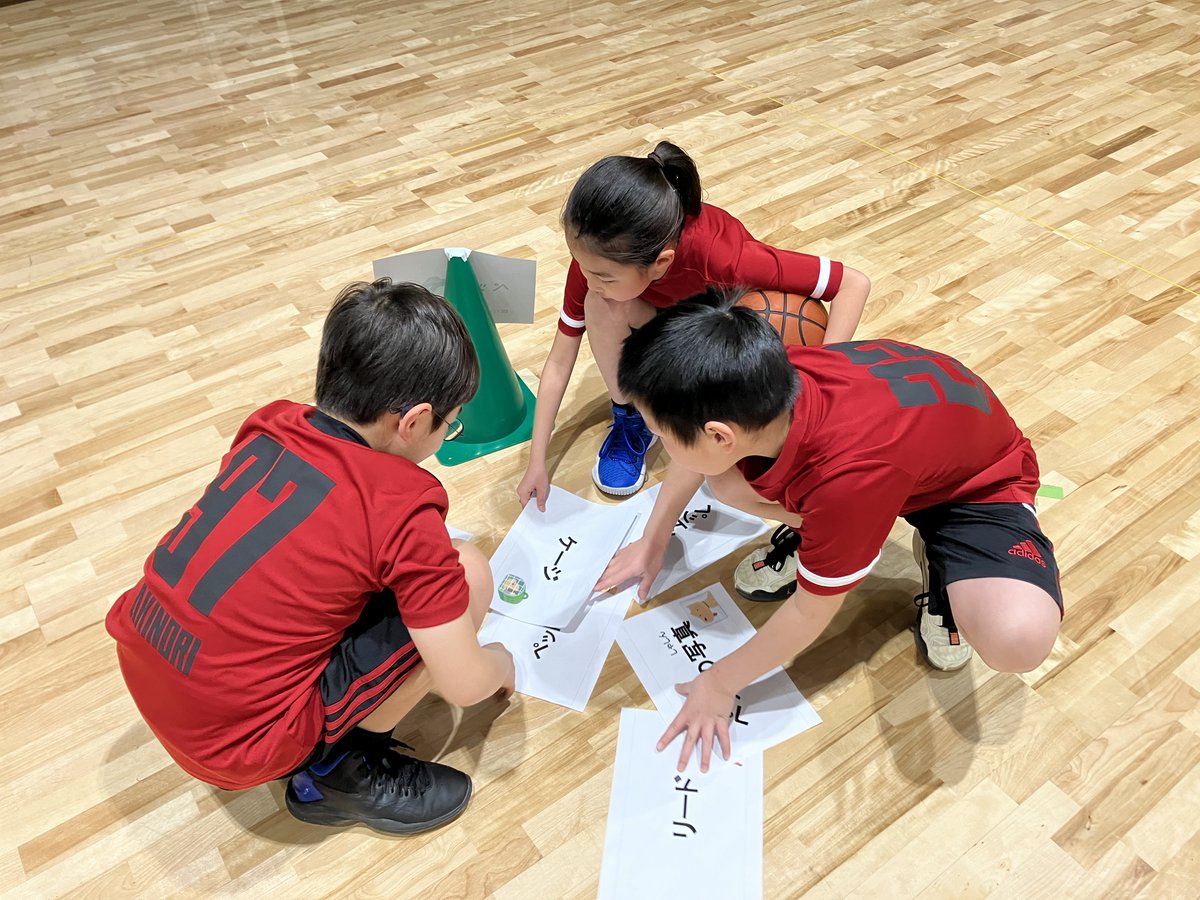 ALVARK_TOKYO's tweet photo. #BリーグHope #そなえてバスケ by #日本郵便
そなえてバスケ杯開催中🏆
クラブ防災アクション #6week に #ディフェンスアクション を30回実施!
スクール生コメント⛹️
「必要な備蓄品を被災者それぞれに届けることができました!」
詳細は▶︎https://t.co/zXzuYWeCfb https://t.co/cgofZw3Wyj