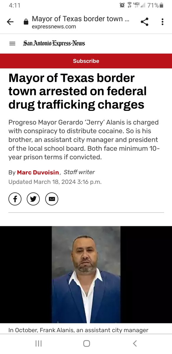 May the people of #Texas WAKE UP and fire these criminals. They make themselves look like public servants (mayor &amp; school board, y'all!) and then they do THIS. 

expressnews.com/news/article/p…?