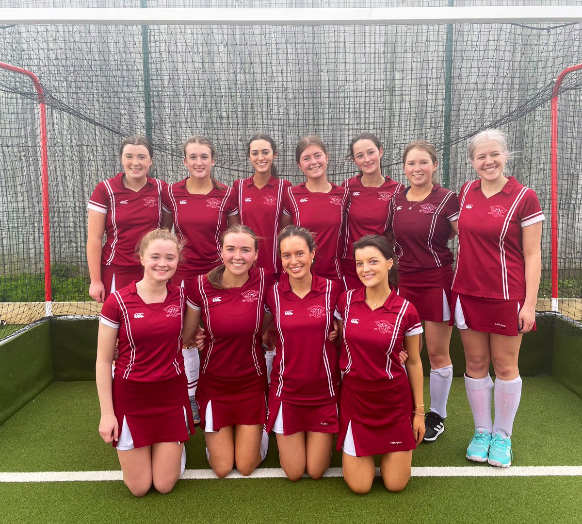 Loretosport's tweet photo. A HUGE THANK YOU to our 6th year hockey players, playing in their final match with The Green today! They have given so much to hockey over the past 6 years &amp; will be greatly missed! A perfect send off for them today in the Past Pupils v Seniors Hockey Match! 👑 ♥️ #loretosport https://t.co/kylIpj5Som