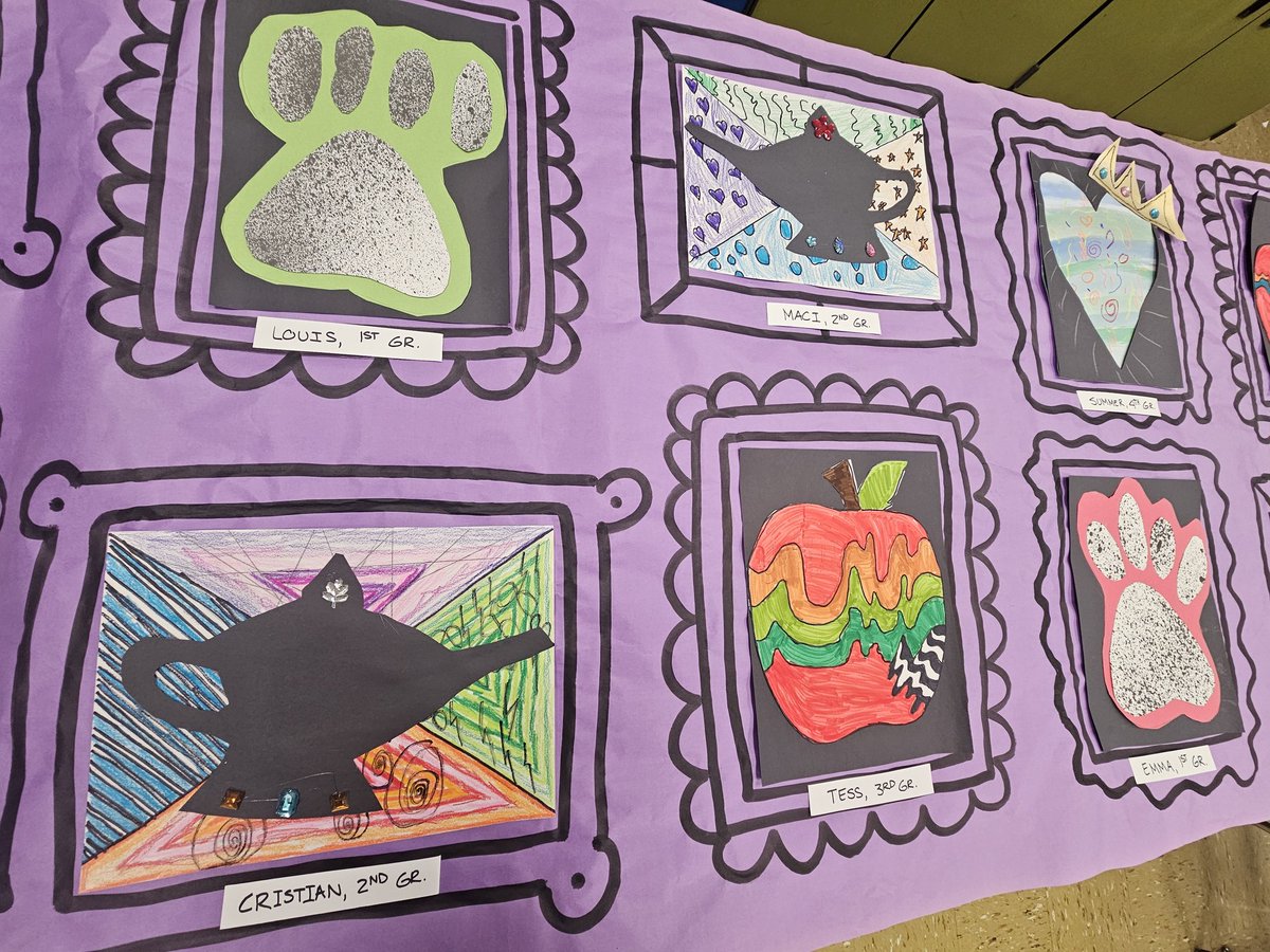 BeckyGrubbs7's tweet photo. Loving how these projects turned out for our 'Descendants' fairy tale themed unit...can't wait to see them on display!!! πππ§ββοΈπΎππ
#RAMSart https://t.co/on5sRqIrFx