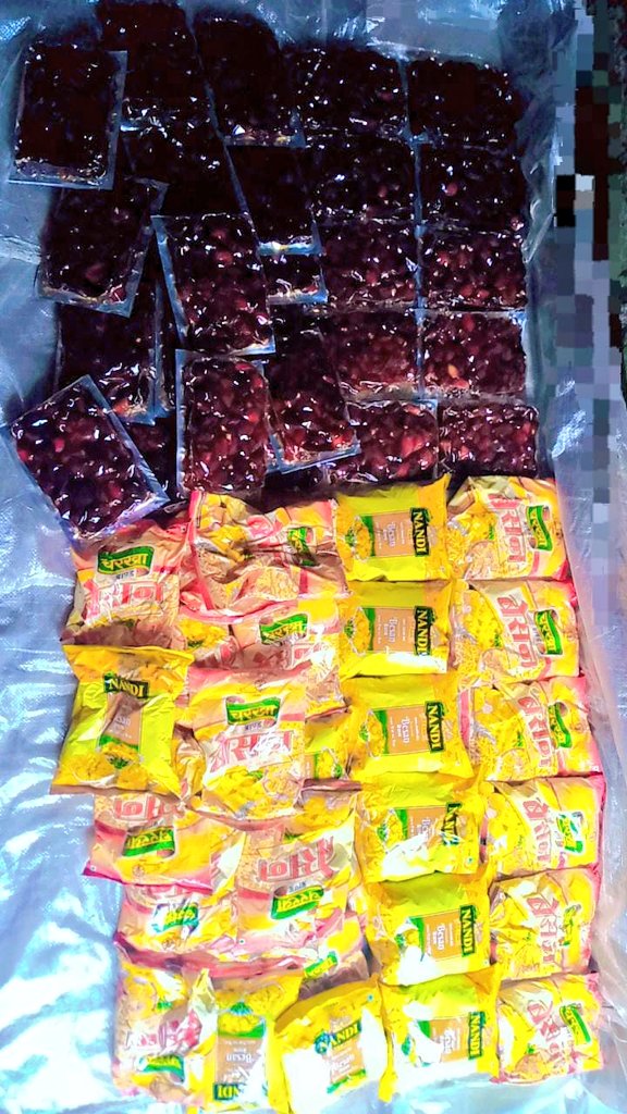 kausar_nargis's tweet photo. Alhamdulillah packing & distribution of #Ramadan_kit 2024 started
Jazakallahumma Khaira who helped for this cause.
Packed #40kits
Kindly #Donate so we can continue it for few family of Bihar & a rural place of Akola district.
#Target_60k
This is for only known families.
#RT https://t.co/2QGsZoqMbt
