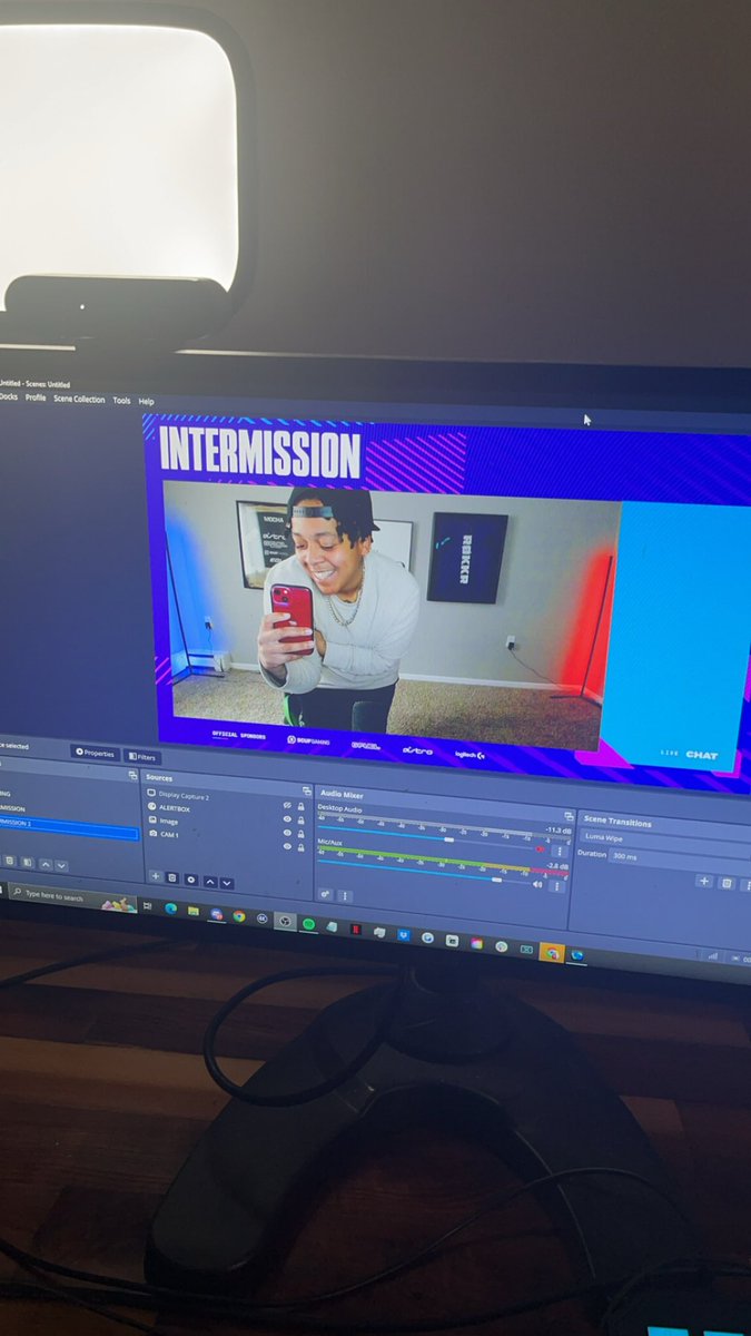 Back like we neva left baby 🤩 click the link babes, we’re getting silly 💋 

Kick.com/Mocha
Twitch.tv/Mocha