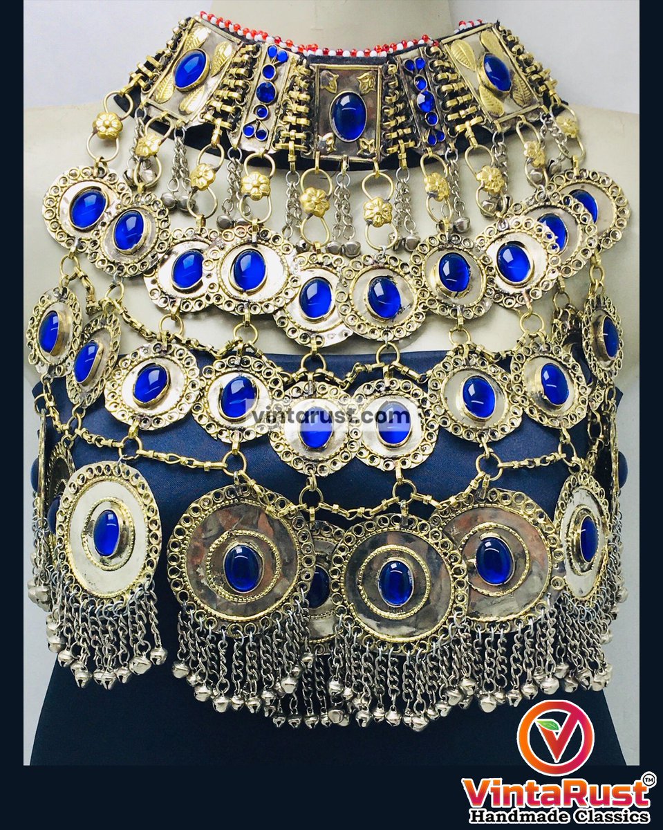 vintarust's tweet photo. Big Layered Statement Choker Necklace.
Shop Now:
https://t.co/yWM5TyU4gw
#statementchoker #layerednecklace #boldjewelry #jewelryoftheday #jewelrylover #instajewelry #shopsmall #festivaljewelry #bohojewelry #bohemianjewelry #statementearrings #maximalistjewelry #necklacestyling https://t.co/OOGmOixnCd