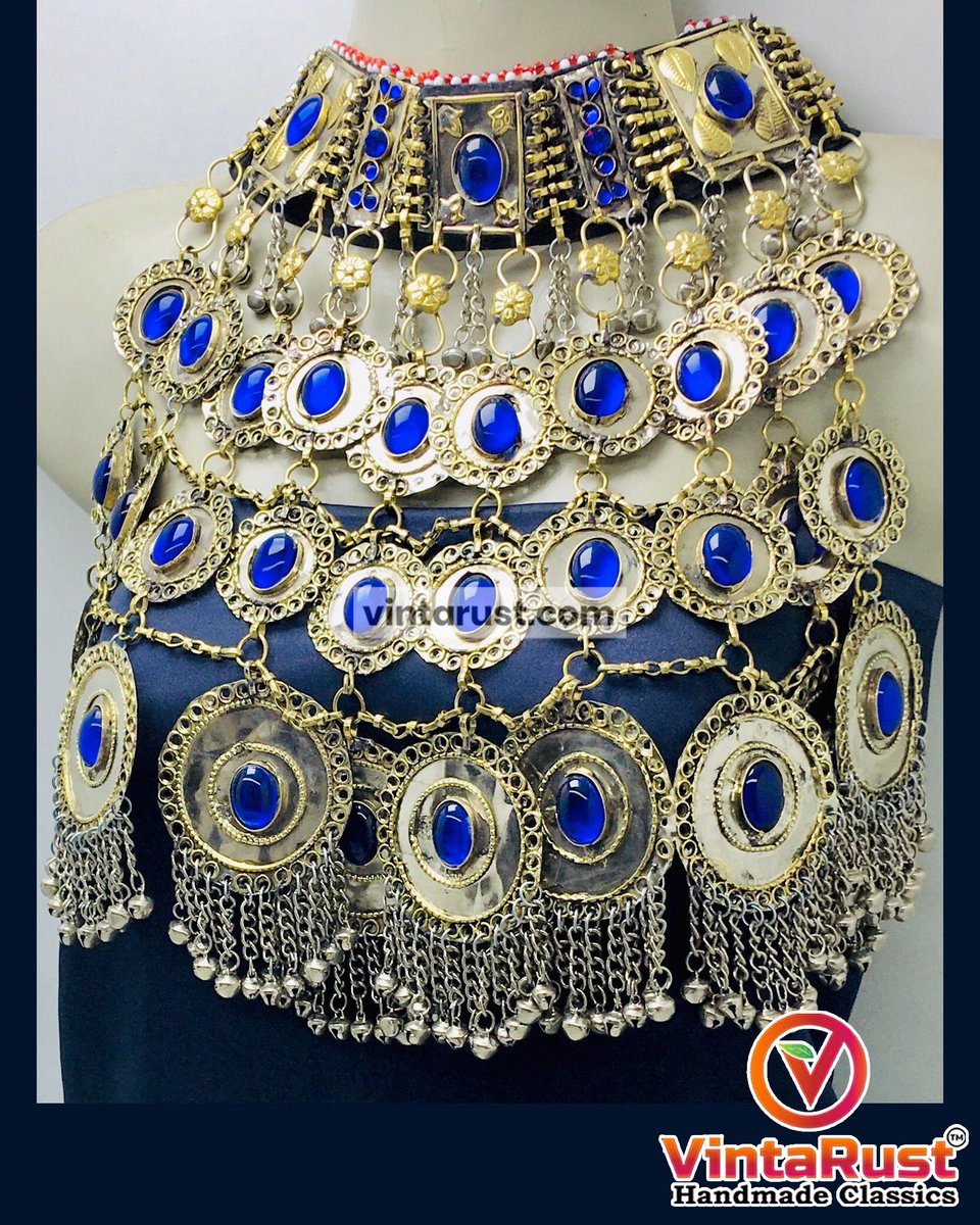 vintarust's tweet photo. Big Layered Statement Choker Necklace.
Shop Now:
https://t.co/yWM5TyU4gw
#statementchoker #layerednecklace #boldjewelry #jewelryoftheday #jewelrylover #instajewelry #shopsmall #festivaljewelry #bohojewelry #bohemianjewelry #statementearrings #maximalistjewelry #necklacestyling https://t.co/OOGmOixnCd
