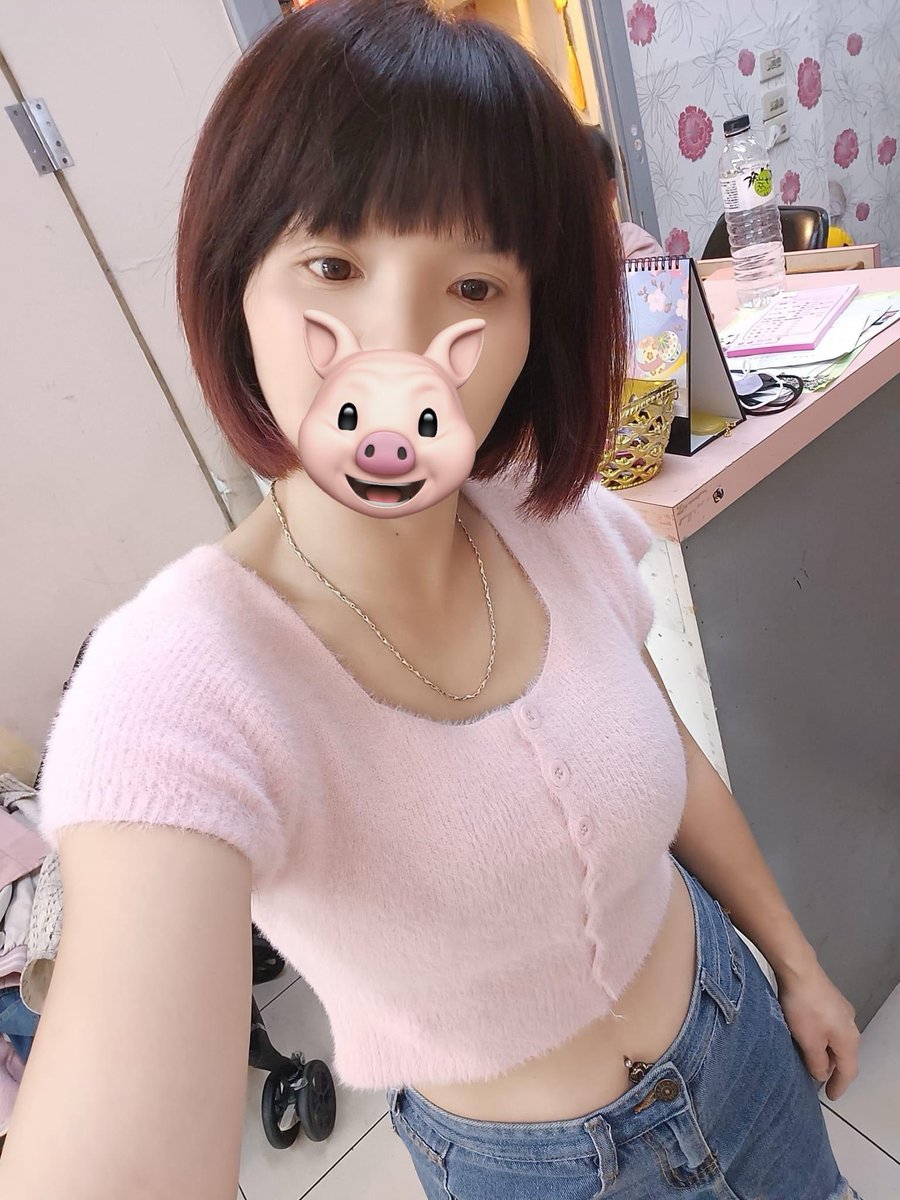 老婆很喜歡拍照，當老公的只能配合…