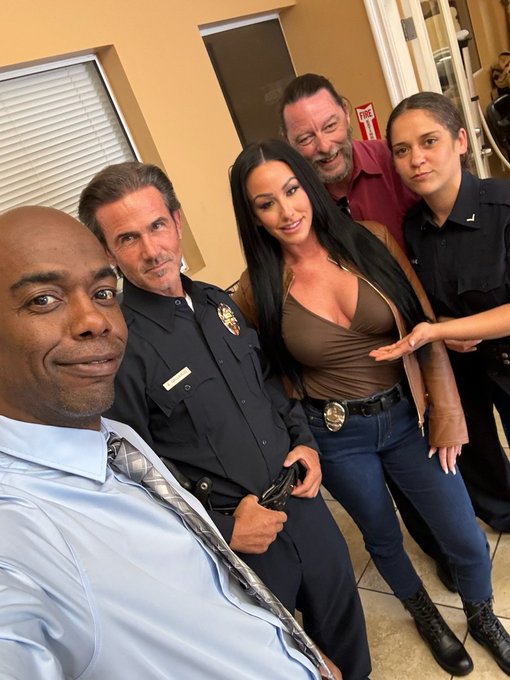 On set for "Dirty Cops" with Jack Vegas, Ziggy Star, Jennifer White and Chris Cock. Directed by Ricky