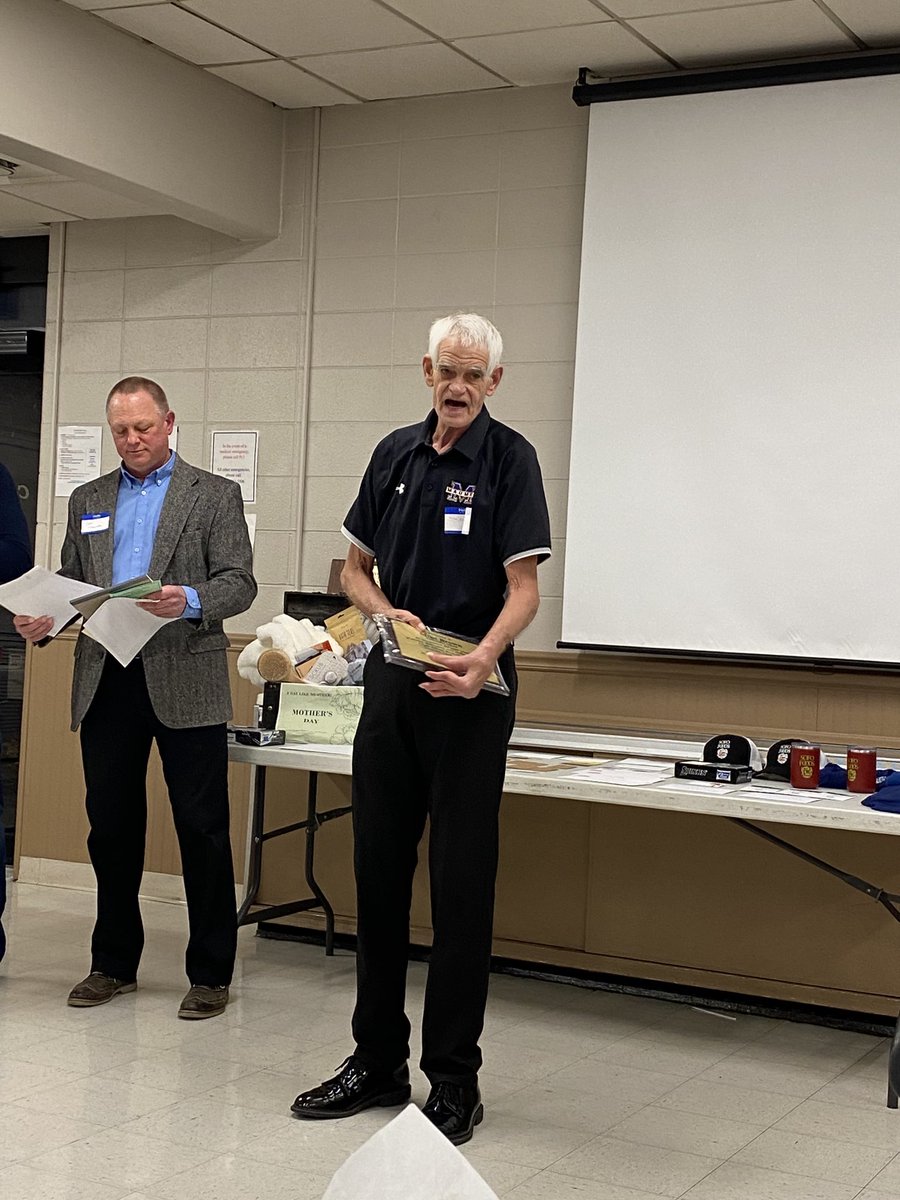 MaumeePanthers's tweet photo. Mike Brown was honored tonight by the Northwest Ohio District Basketball Officials Association for his 54 years of service as an officials’ host at Maumee High School. Congratulations Mike!!! ⁦@maumee_schools�� https://t.co/9BH1ULgAyU