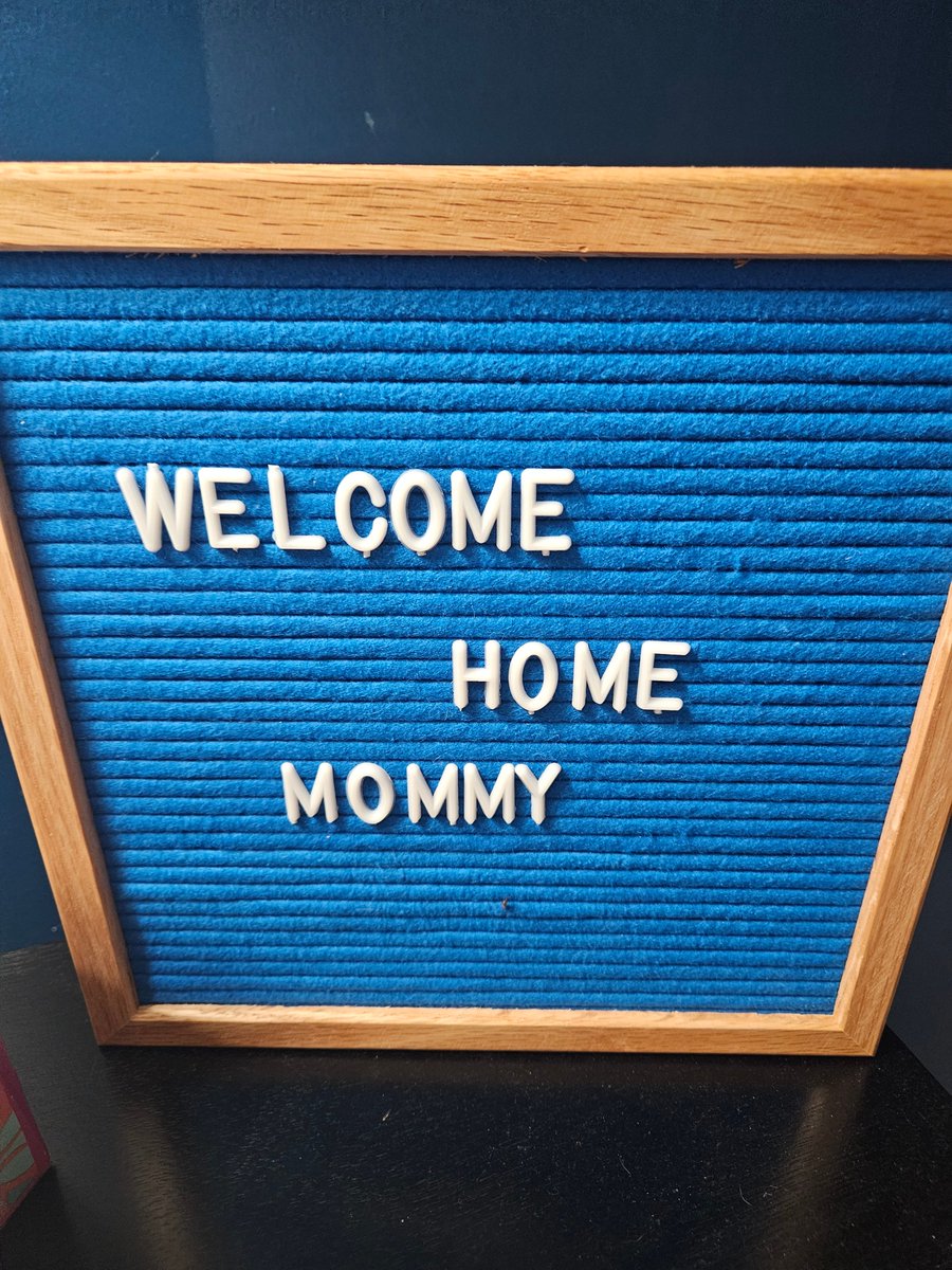 I'm so tired, but man I love attending conferences! <a href="/cslang4all/">Central States: Languages for All</a> put on one heck of a show. learned so much &amp; met so many amazing teachers. thank you @ictfl for sending me as your teacher of the year. it was an honor &amp; one I will keep trying to live up to this year #csc24