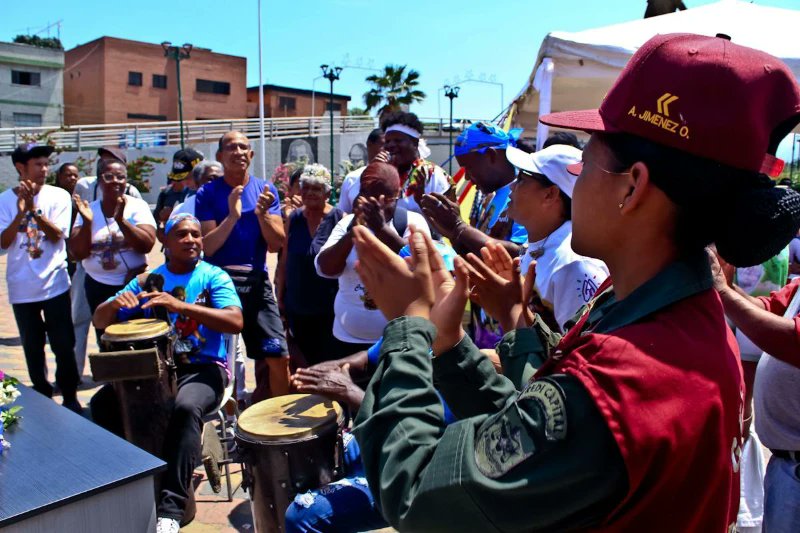 ✨𝗖𝗘𝗡𝗔𝗙: 𝗚𝘂𝗮𝗿𝗱𝗶𝗮 𝗡𝗮𝗰𝗶𝗼𝗻𝗮𝗹 𝗕𝗼𝗹𝗶𝘃𝗮𝗿𝗶𝗮𝗻𝗮 𝗲𝘀 𝗱𝗲𝗹 𝗣𝘂𝗲𝗯𝗹𝗼✨

📸✍️ <a href="/ZULUETAPACHECO1/">ZULUETAPACHECO</a>

Nota informativa en Instagram 👇
instagram.com/p/C4rMHwaOhJJ/…

#MáximaFelicidadSocial