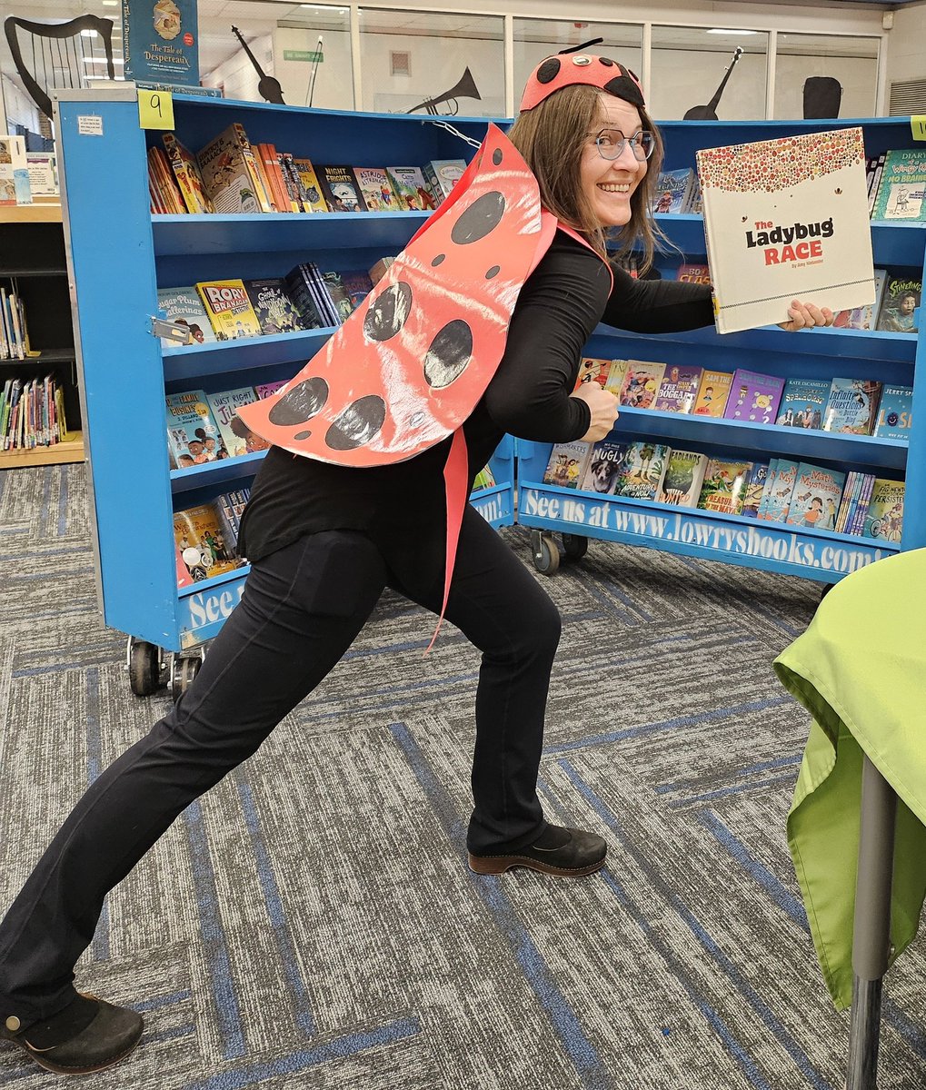 Ladybugs are awesome. I love this wordless picture book by @nielanderamy. It is fun to explore what the <a href="/WestMapleEle/">WestMapleEle</a> students notice &amp; the story they tell. <a href="/BirminghamPS/">Birmingham Schools</a> <a href="/michiganmasl/">MASL</a> <a href="/mieducation/">Michigan Dept of Ed</a> #marchisreadingmonth