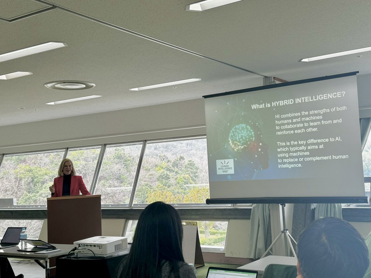 Kicking off #LAK24 with @SannaJarvela and hybrid intelligence in Kyoto @CELLAresearch workshop