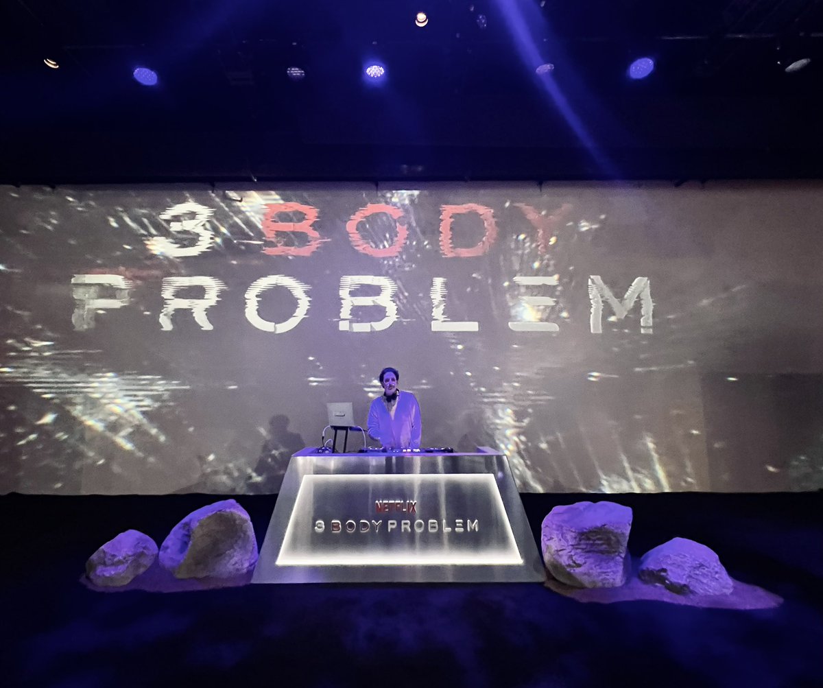 Amazing DJ booth at the @3body Problem special screening & party last night in Hollywood. Thank you @netflix for having me set the mood 🤩