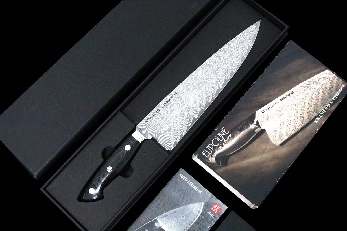 re_knife's tweet photo. 【新商品入荷】
ツヴィリング J.A ヘンケルス シェフナイフ 260mm ユーロステンレス MC63 ボブ・クレーマー 34891-260 ダマスカス 箱付 λA7144-2L2C
40,000円 極美品
https://t.co/z9J88MjhCs
#ZWILLING #HENCKELS #シェフナイフ #包丁買取 #包丁販売 #包丁 #アールイー包丁 #アキバ流通 https://t.co/IjSNBdnkZd