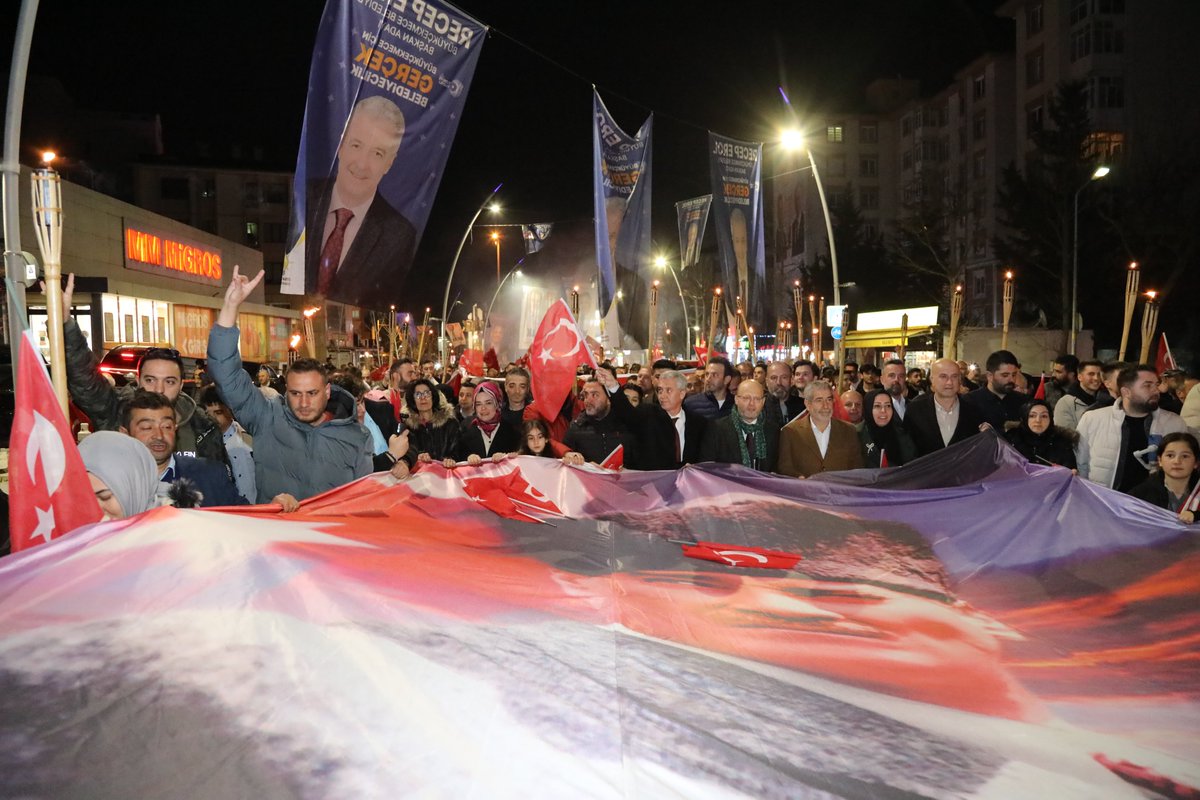 MUHTEŞEMSİN BÜYÜKÇEKMECE!

18 Mart Çanakkale Zaferi'nin 109. yıl dönümünde düzenlediğimiz 'Zafer Yürüyüşü' programımızı, vatandaşlarımızın yoğun katılımıyla büyük bir coşkuyla gerçekleştirdik.

#18MartÇanakkaleZaferi