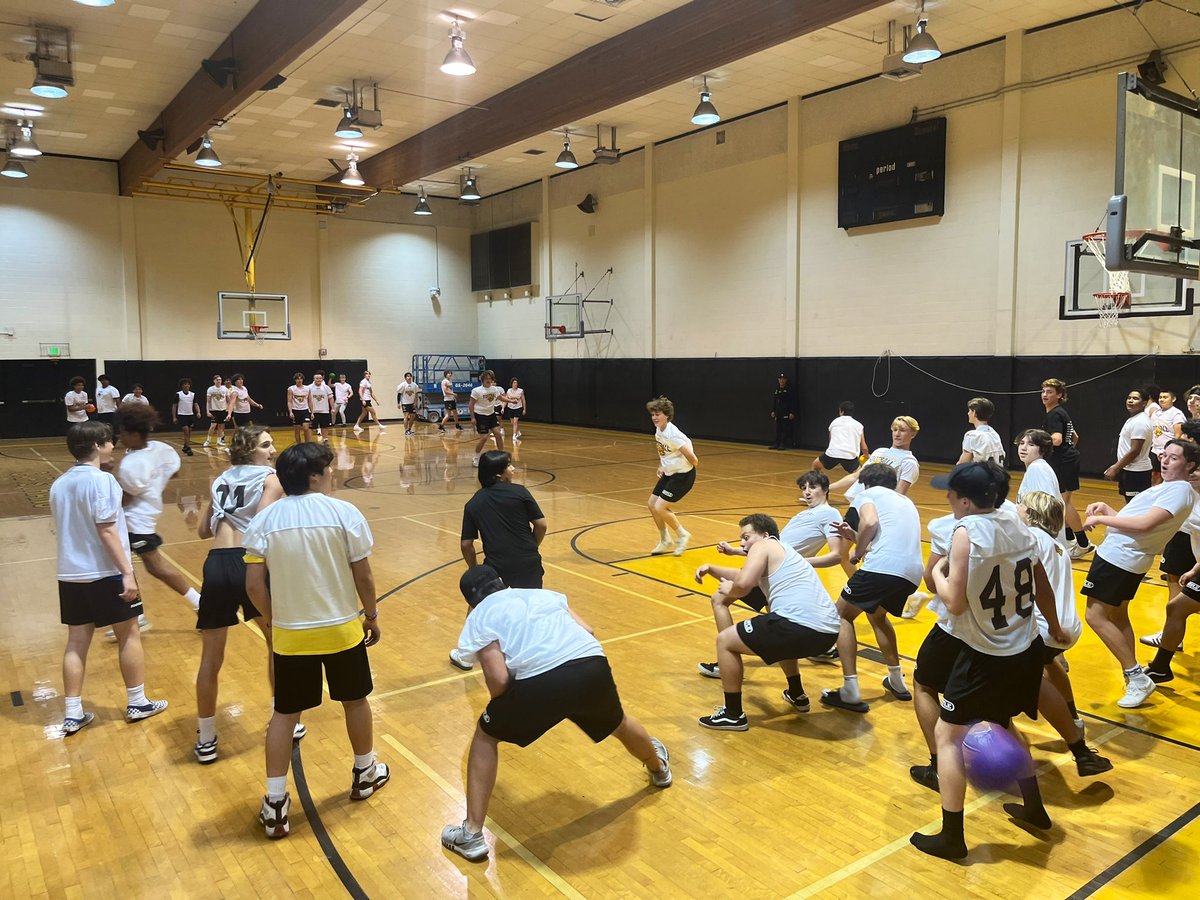 When lightning strikes nearby and interrupts practice… you play dodgeball! #WeAreCV 🐯🌴